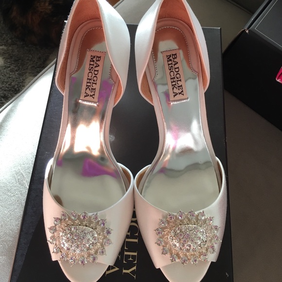 Badgley Mischka Bridal Pumps - Picture 3 of 4
