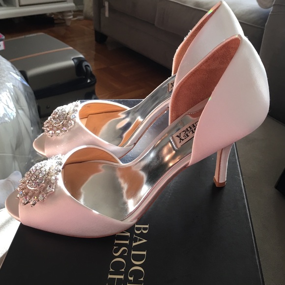 Badgley Mischka Bridal Pumps - Picture 4 of 4