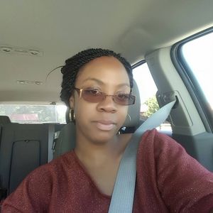 Meet your Posher, Charmagne
