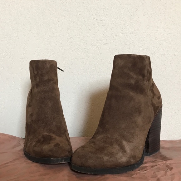 Marlyn khaki bootie