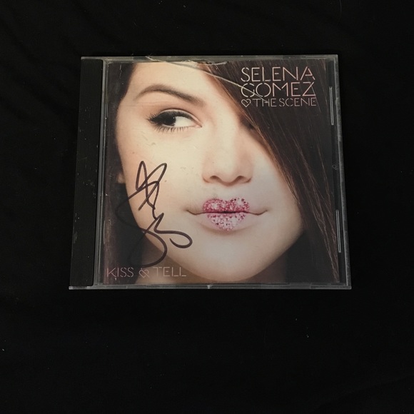 Signed Selina Gomez cd