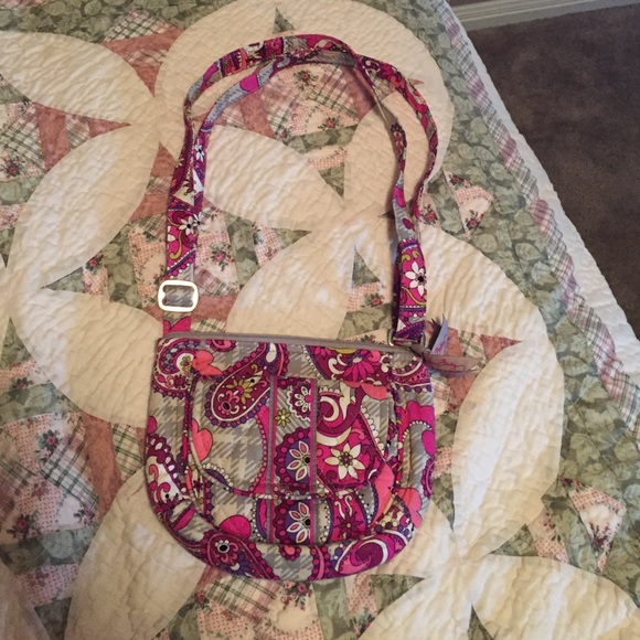 Medium sized Vera Bradley Purse