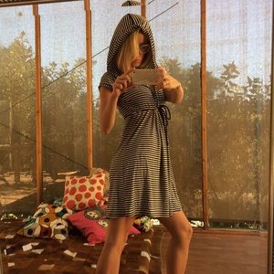 Cute Robin Piccone stripped dress. Worn 2-3 times