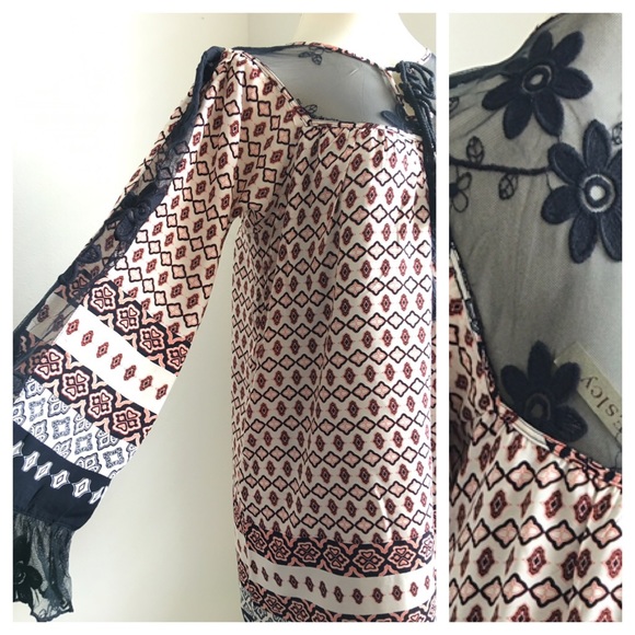 🎉🎉HP 10/28 🎉🎉New- Multi Color Dress - Picture 4 of 4