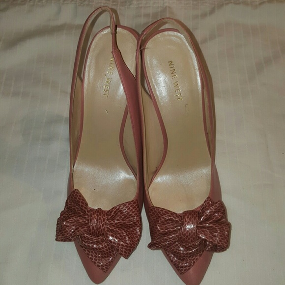 Nine West sling back pump