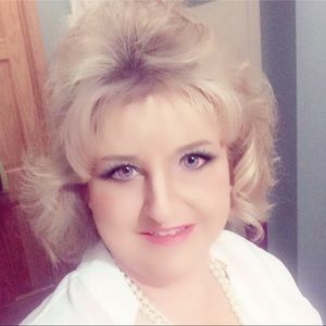 Meet your Posher, Michele