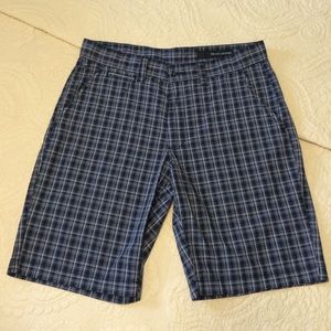 Mens DKNY JEANS plaid shorts.