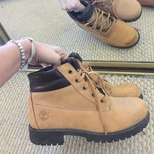 Authentic Timberland brown leather women boots