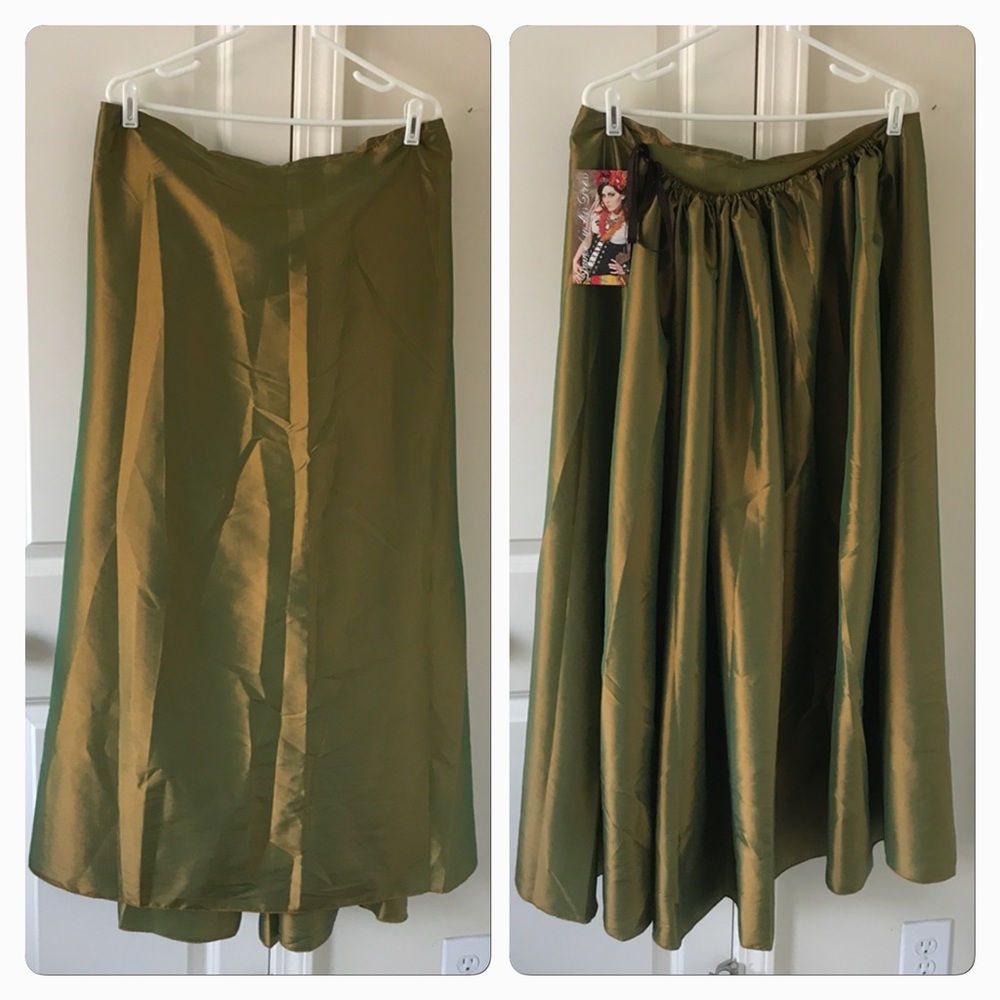 Damsel In This Dress Shimmery Costume Skirt