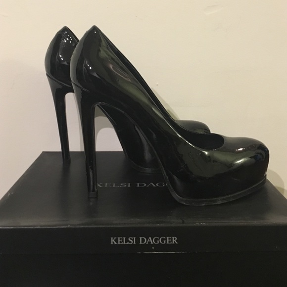 Kelsi Dagger Pump - Picture 2 of 6