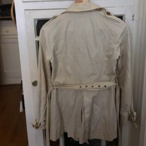 Banana Republic Jackets & Coats - Banana Republic Cream Trenchcoat Banana Republic Jackets & Coats - Banana Republic Cream Trenchcoat
