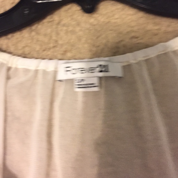 Forever 21 Woven Top - Picture 3 of 4