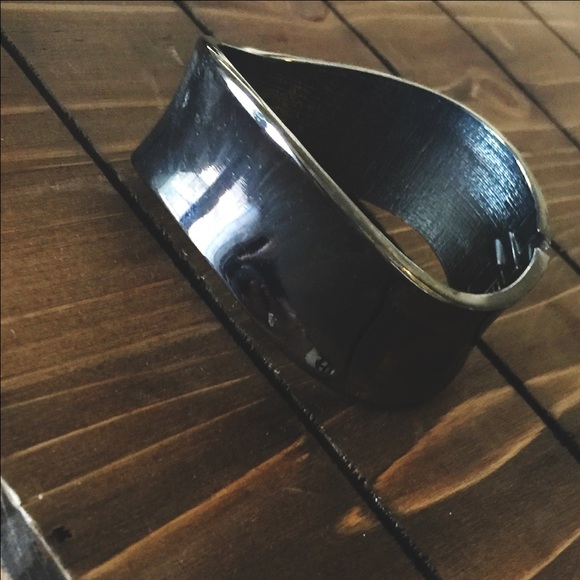 Black Metal Bracelet