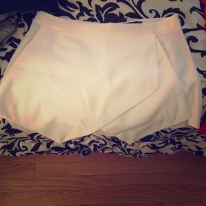 Envelope skort