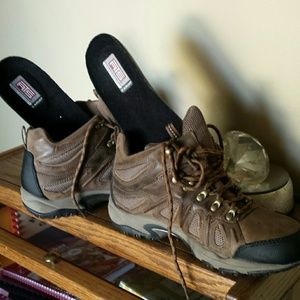 Ariat leather upper  shoe