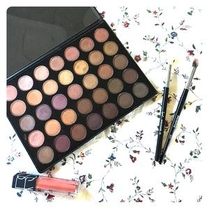 Eyeshadow Palette Morphe 35T ❗️Firm price❗️