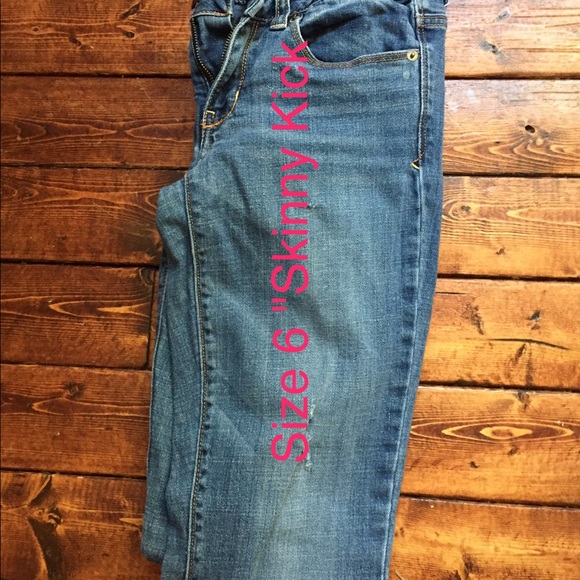American Eagle skinny kick size 6