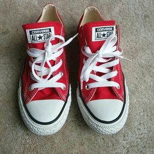 Red Converse Women 7 (Unisex 4)