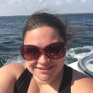 Meet your Posher, Jacenta