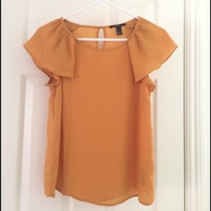 FINAL SALE 🙌Forever 21 Sweet Chiffon Top. Size S