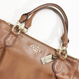👜Coach Large Handbag- Supple Cognac Color Leather