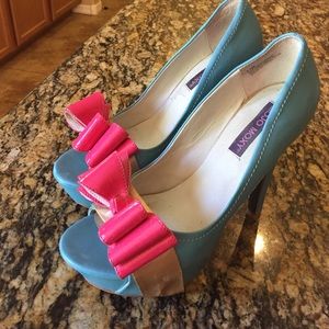 Mojo Moxy high heels