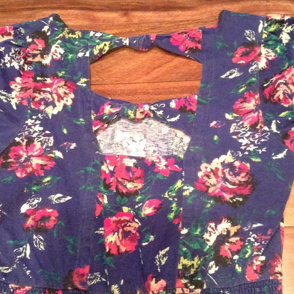 Forever 21 floral, open back mini dress - Picture 3 of 4