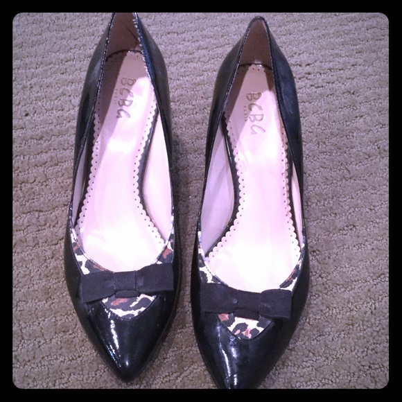 BCBG Paris  heel with leopard accent