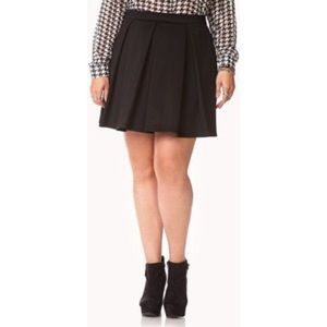 Forever 21 Plus Pleated Skirt