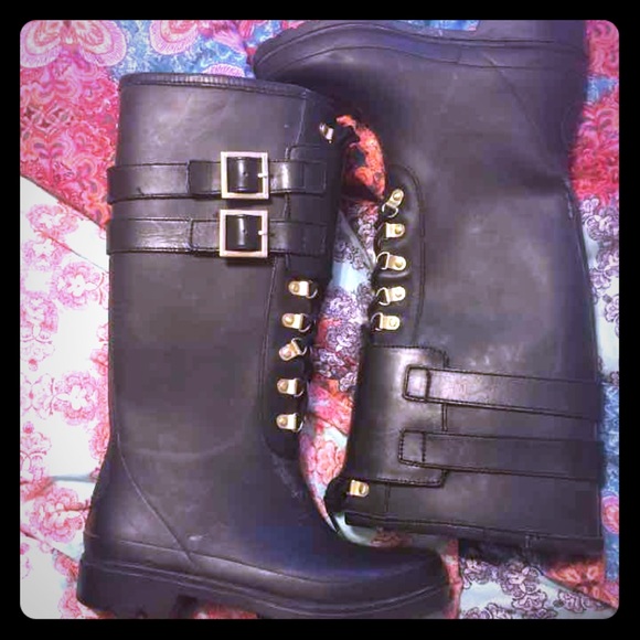 Tory Burch Shoes - 💣 Tory Burch Rain Boots- Sz 7 💣