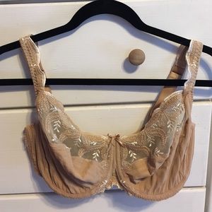 Tan bra