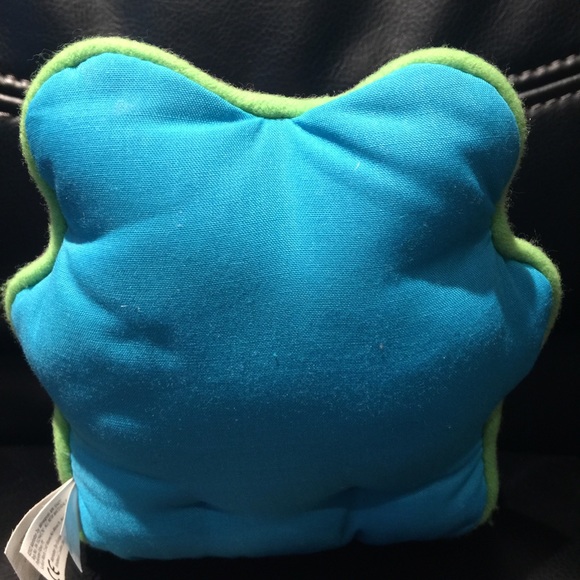 GROOVY GIRLS PLUSH ARM CHAIR - Picture 3 of 4