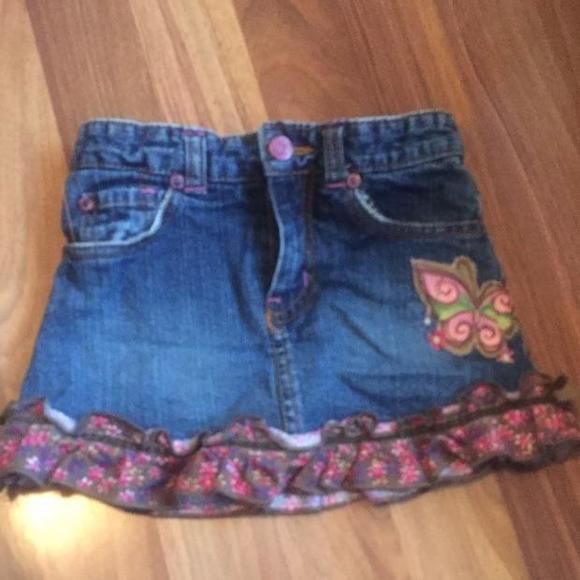 Blue Jean skirt with shorts underneath children's place brand size 3T.