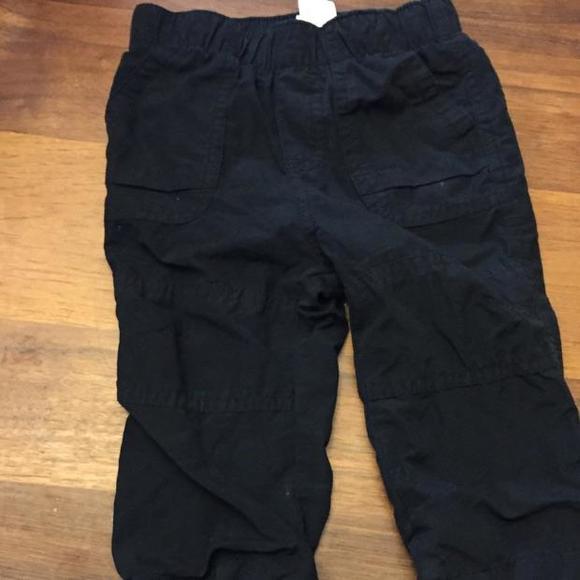 Circle sweat pants size 12 months.