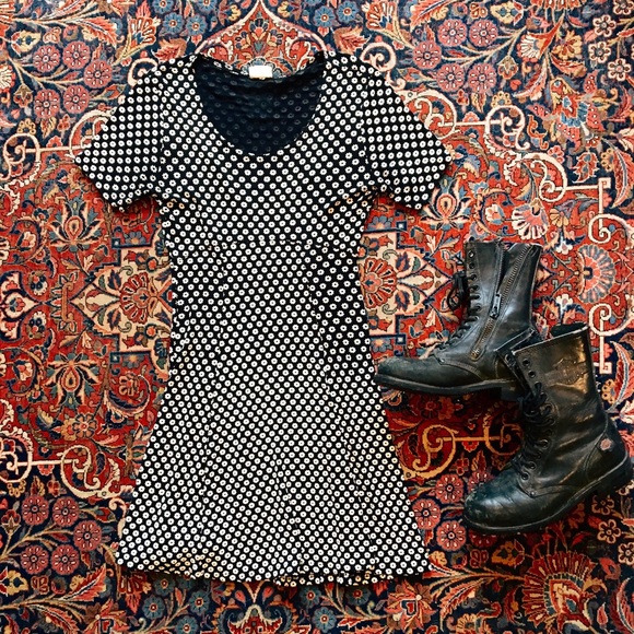 SOLD 90's Daisy Mini Dress