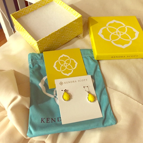 Kendra Scott earrings