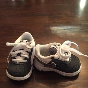 Nike Force 1 infant shoe