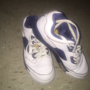 Air Jordan 5 midnight navy blue