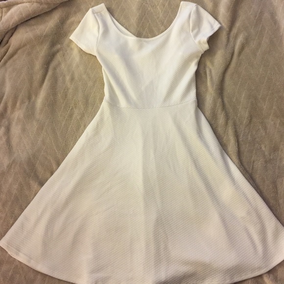 White pleated dress