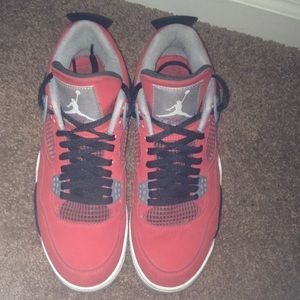 RETRO 4s Toros sz 8.5