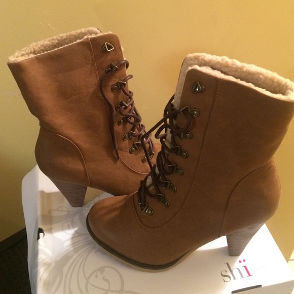 NEW Shi by Journeys Boots