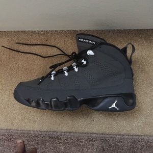 Jordan 9 s