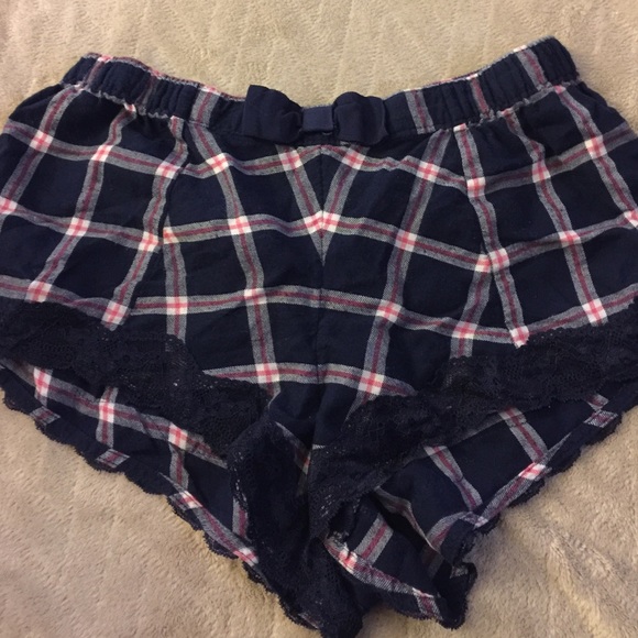 Plaid booty night shorts