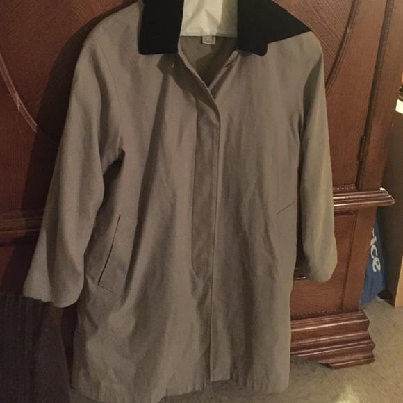 Preston York petite Coat Hood