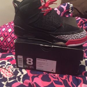 Black & Red son of Mars; Size 8 in men