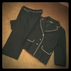 ANN TAYLOR Capri Pantsuit