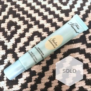 Too Faced - Shadow Insurance
