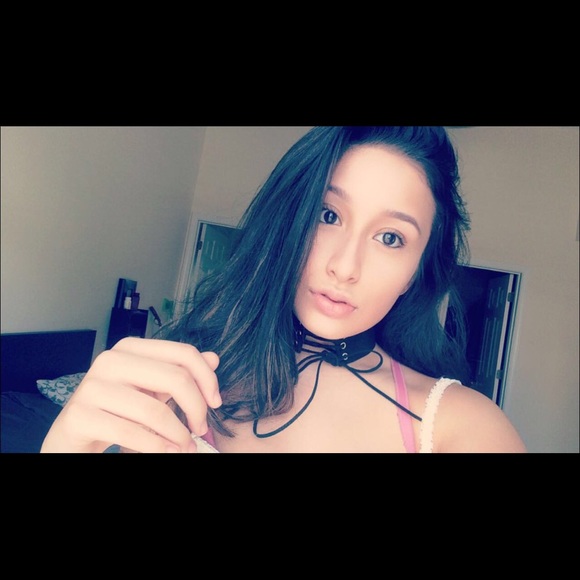 Sexy Lace-Up choker - Picture 2 of 3