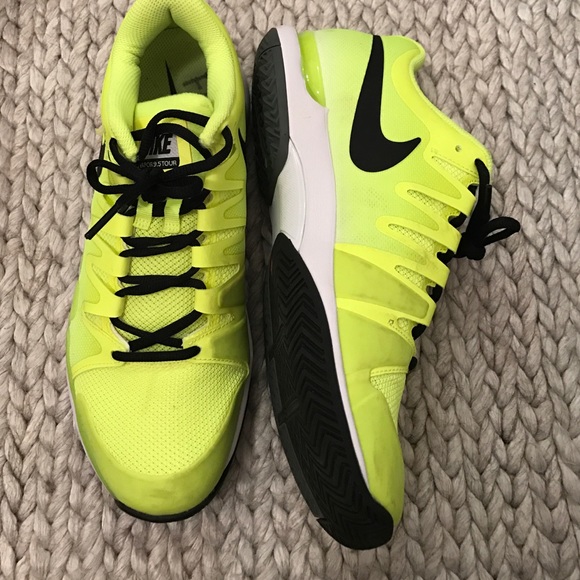 Men's Nike Vapor 9.5 Tour Sneakers - Picture 2 of 4