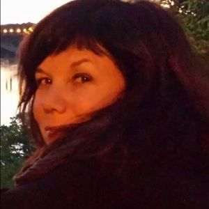 Meet your Posher, Deirdre